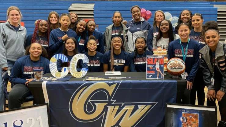 Charish Thompson pictured with teammates at early signing for George Washington University